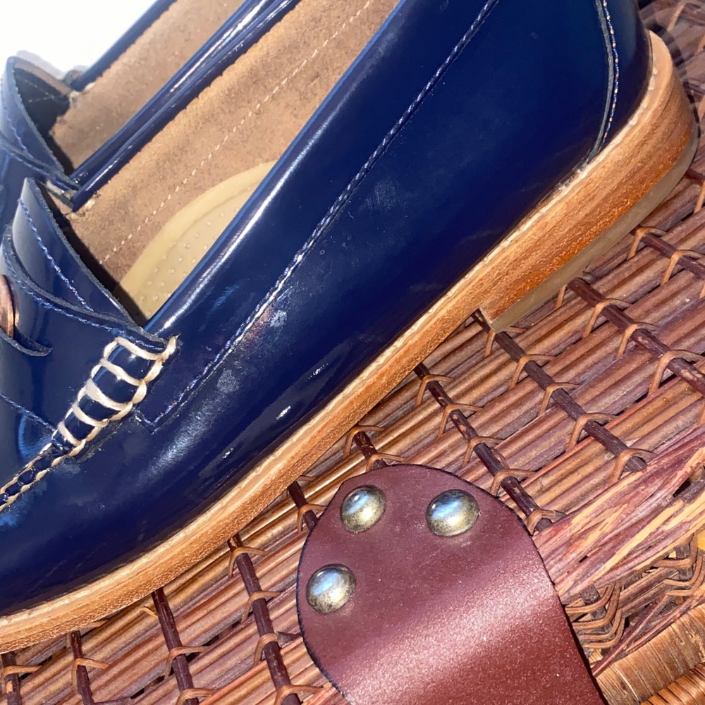 G.H. Bass & Co. navy blue Leather Weejuns 6.5 - Picture 6 of 9